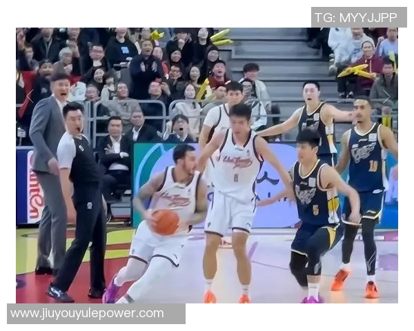 广东防守漏洞显著深圳外援速度优势成关键因素