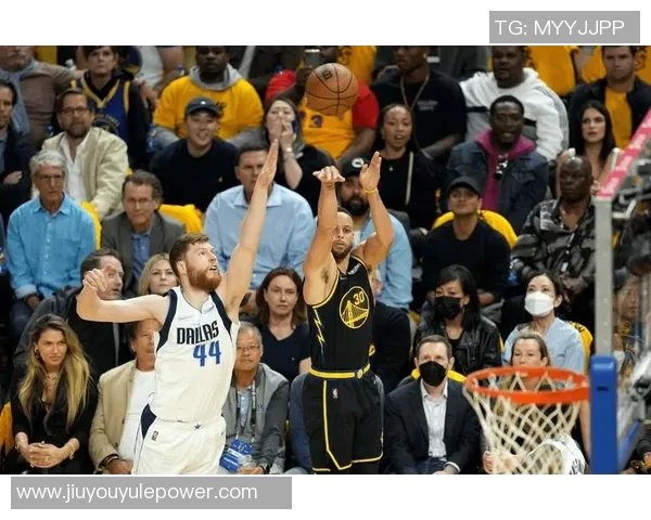 科尔分享负荷管理经验强调赛前准备12人掌控比赛节奏的重要性